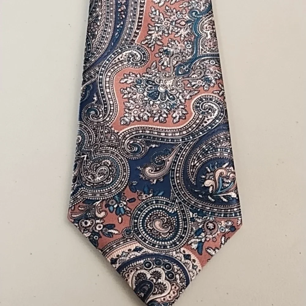 The American Edition Paisley Tie Vintage Pink Teal Blue Shine Made in USA